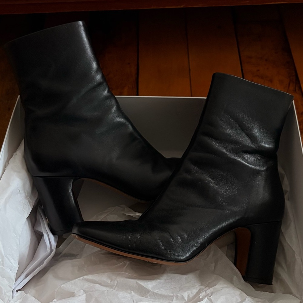 Rouje Black Leather Mid-Height Ankle Boots